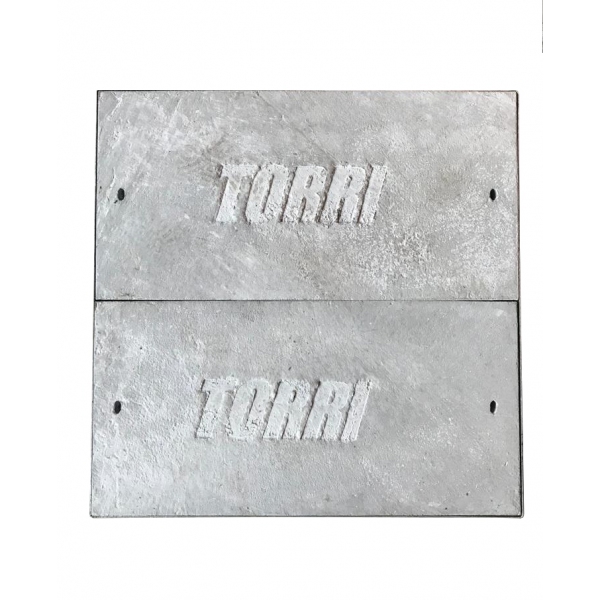 Tampa com caixilho metálico galvanizado